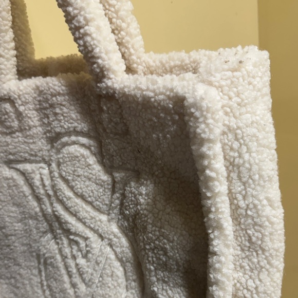 Victoria's Secret Cream Plush Tote - Picture 8 of 12